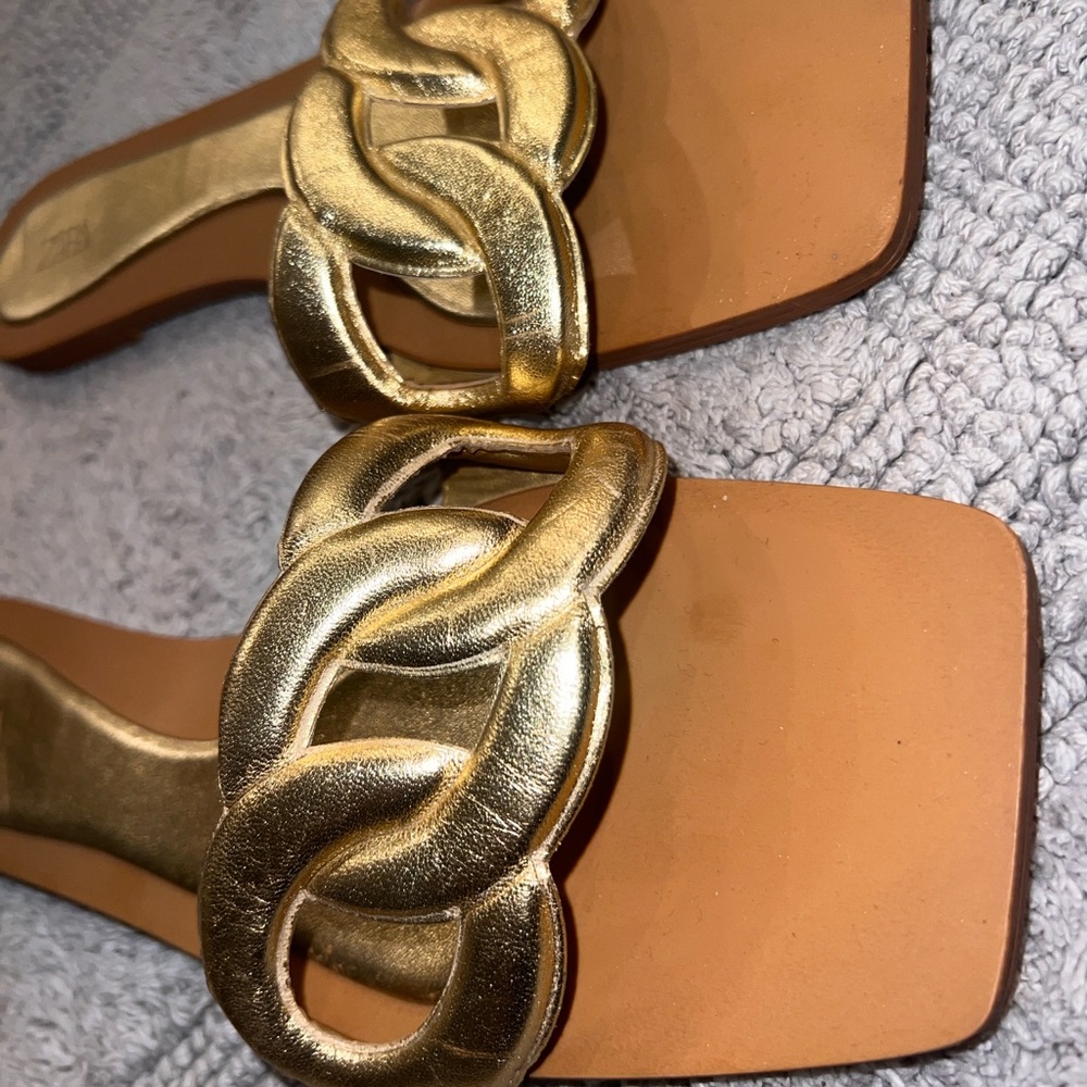 ZARA Gold Chain-Link Slide Sandals - Picture 2 of 4